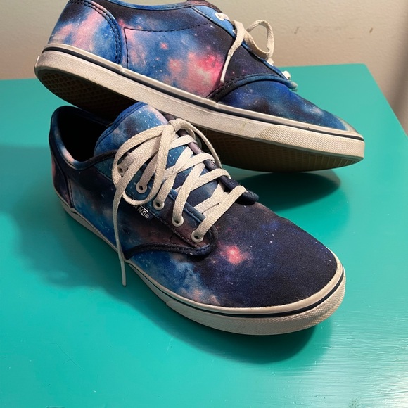 Vans Galaxy Print Low Top - Women’s 7.5 - Picture 7 of 7